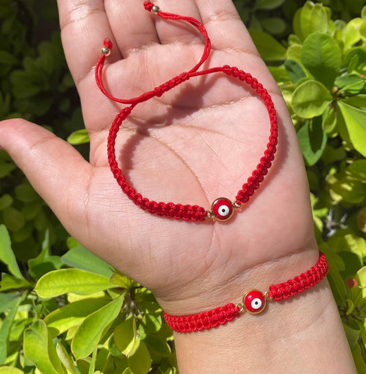 Pulsera protección ojito rojo